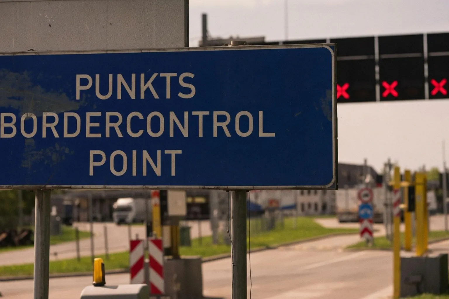 Border Enforcement: Navigating Stricter Customs Controls at the Latvian-Russian Crossing