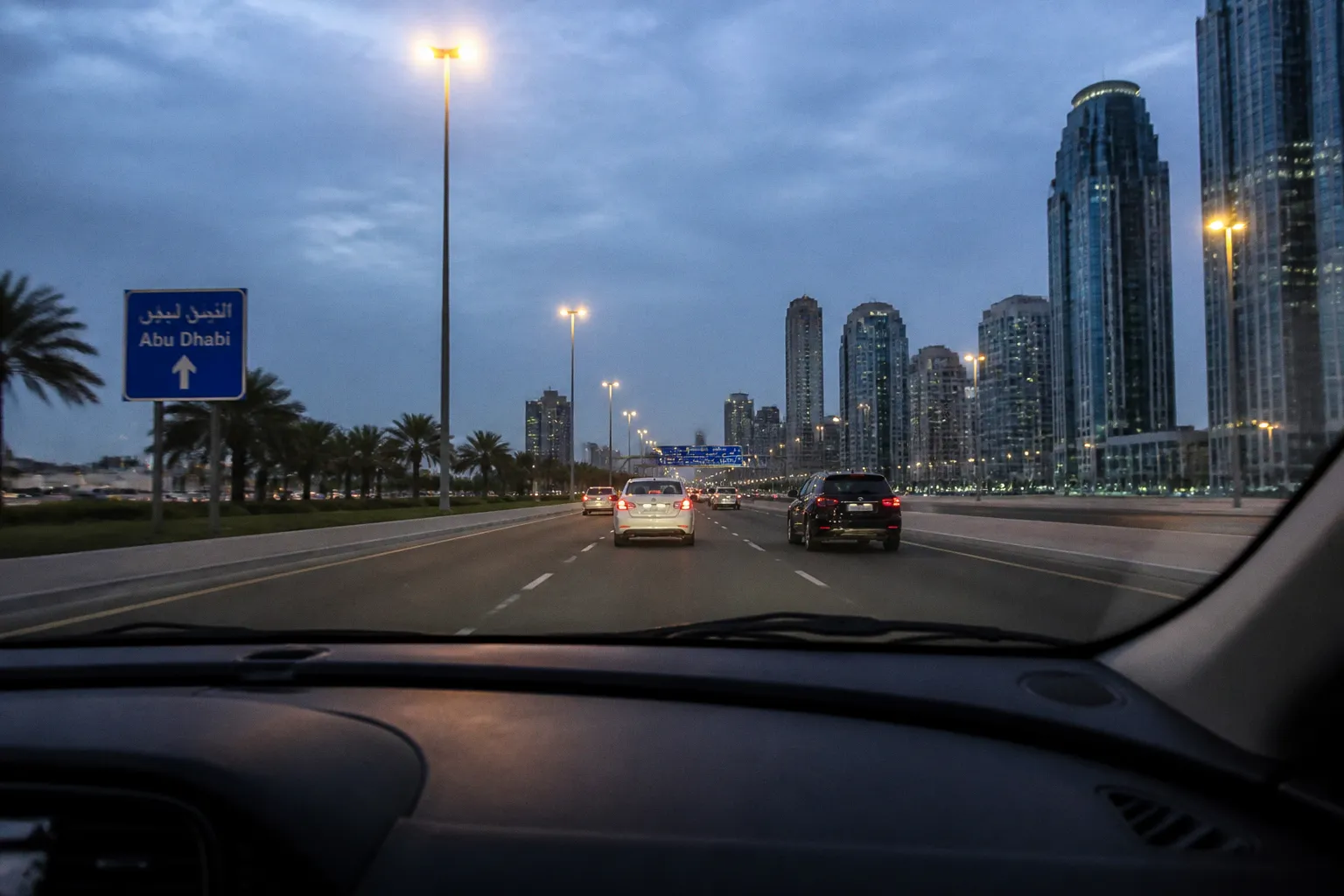 Car Rental in Abu Dhabi, United Arab Emirates: A Practical Guide