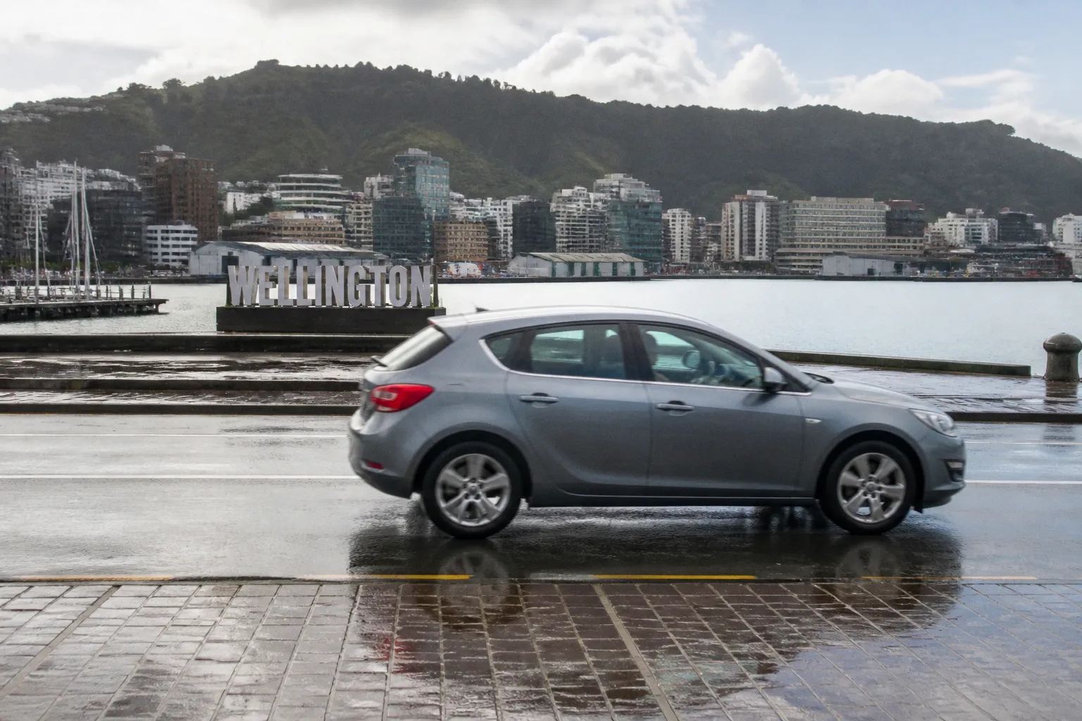 Car Rental in Wellington, New Zealand: The Complete Guide