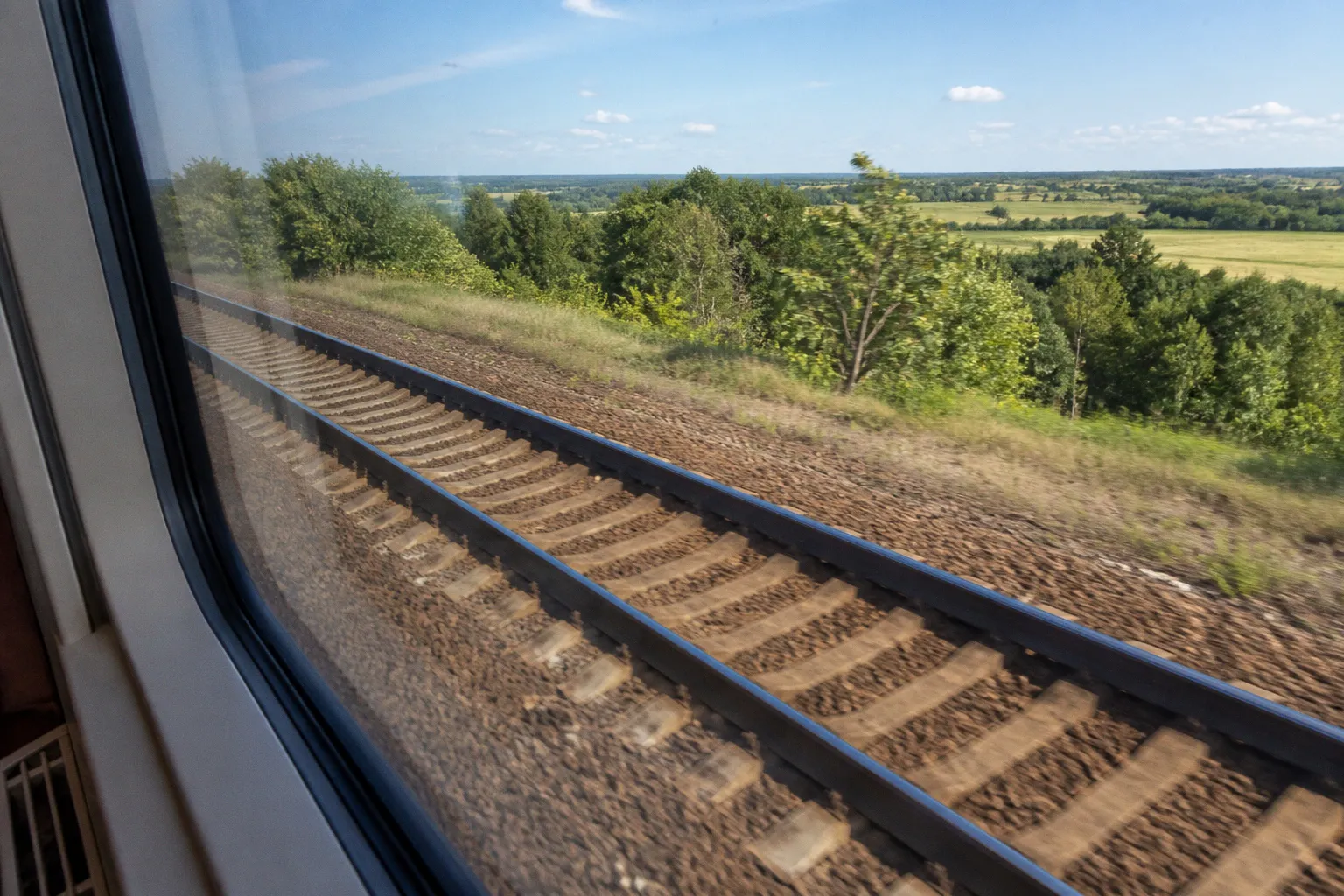Moscow to St Petersburg: Sapsan train or flight?
